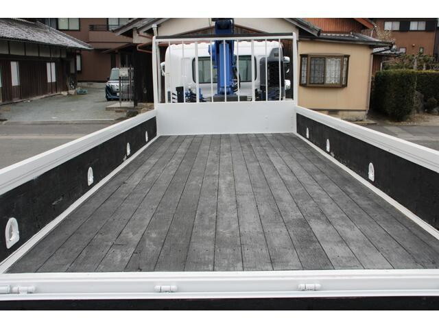 日野レンジャークレーン3段中型（4t）[写真11]