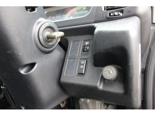 日野レンジャークレーン3段中型（4t）[写真37]