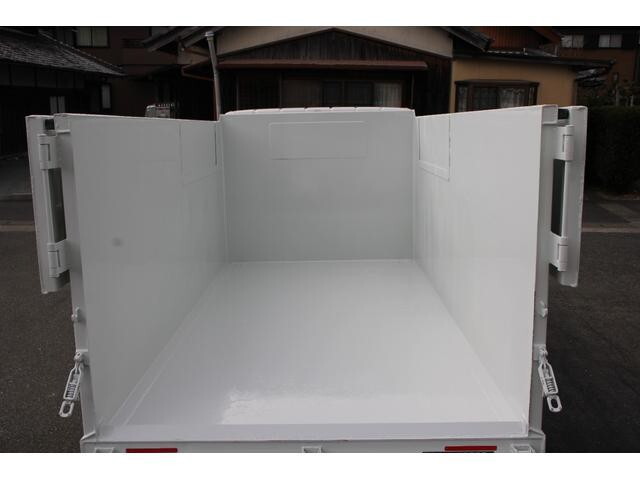 三菱ふそうキャンター深ダンプ（土砂禁ダンプ）小型（2t・3t）[写真10]