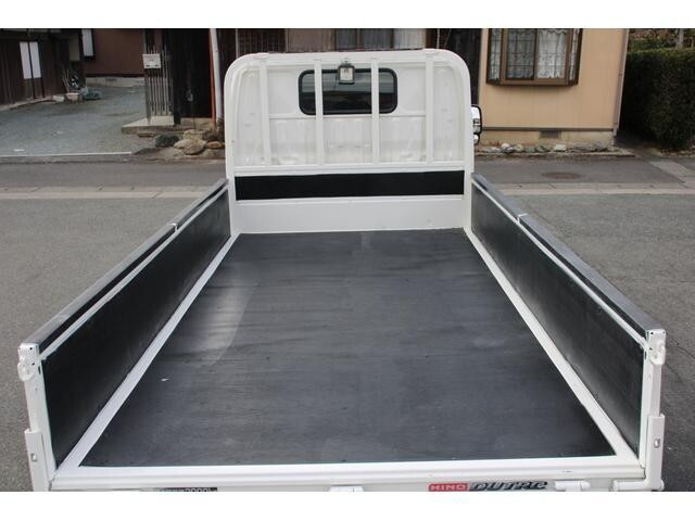 日野デュトロ平ボディ小型（2t・3t）[写真14]