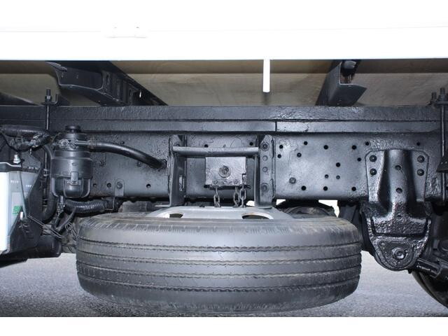 日野デュトロ平ボディ小型（2t・3t）[写真20]