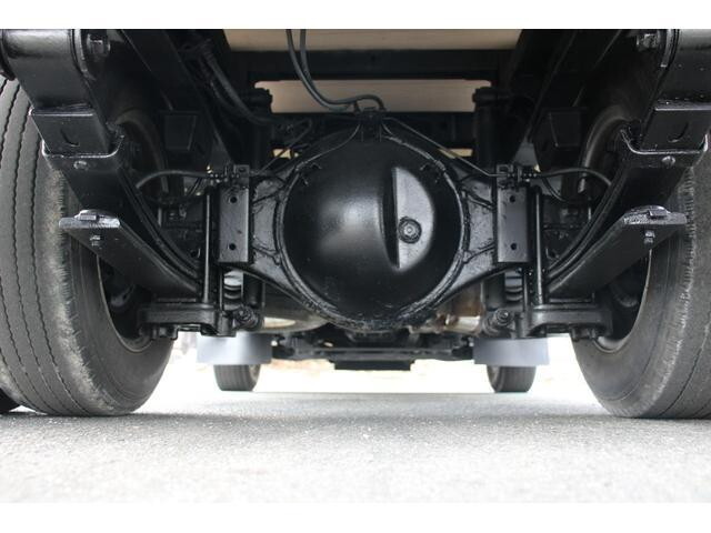 日野デュトロ平ボディ小型（2t・3t）[写真24]