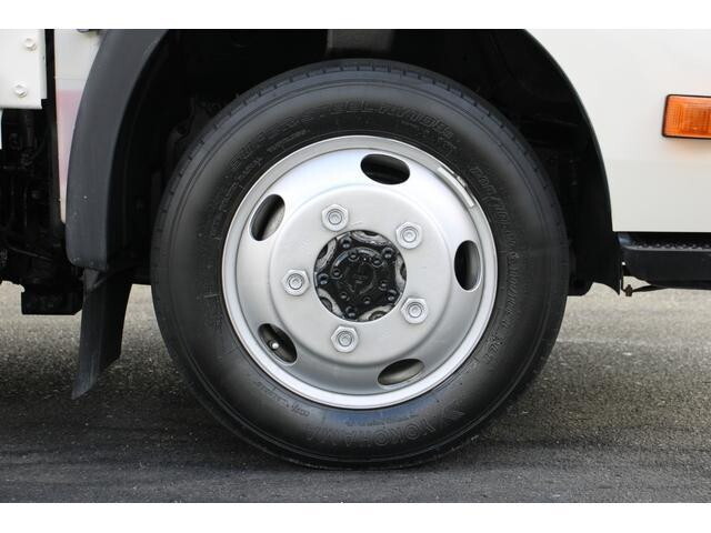 日野デュトロ平ボディ小型（2t・3t）[写真26]