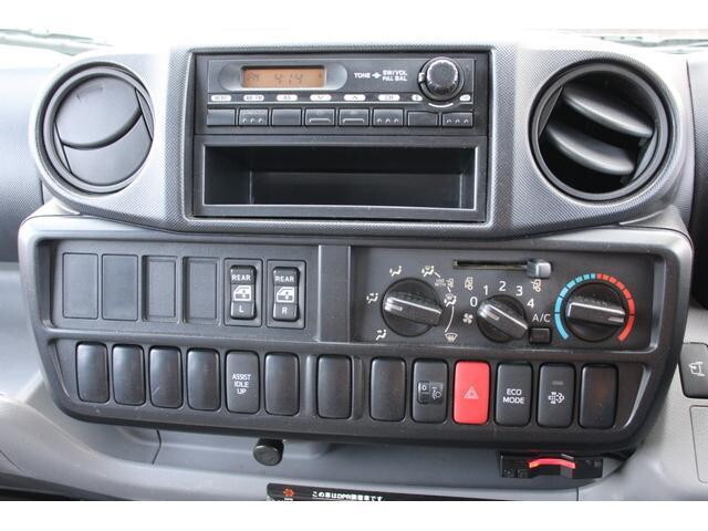 日野デュトロダブルキャブ（Wキャブ）小型（2t・3t）[写真28]