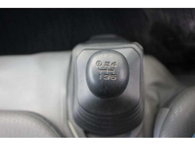 日野デュトロダブルキャブ（Wキャブ）小型（2t・3t）[写真36]