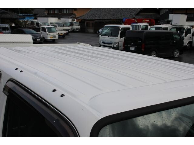 日野デュトロダブルキャブ（Wキャブ）小型（2t・3t）[写真07]