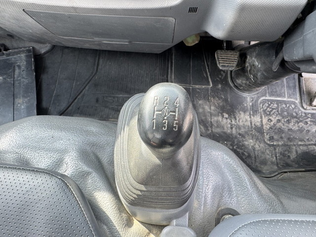 いすゞエルフダンプ小型（2t・3t）[写真11]