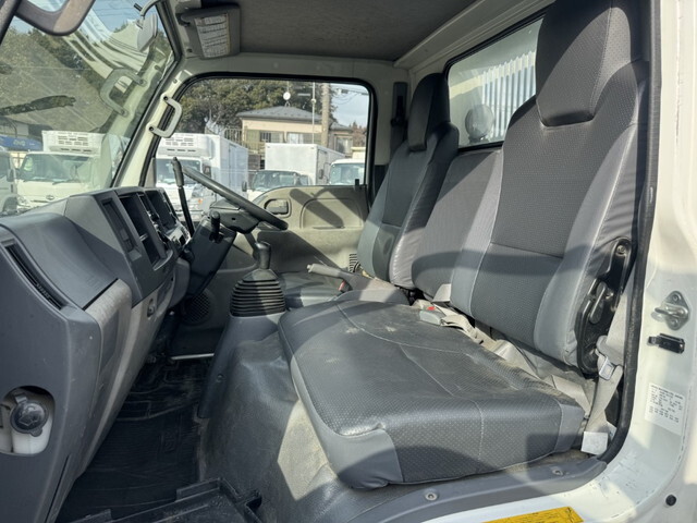 いすゞエルフダンプ小型（2t・3t）[写真12]