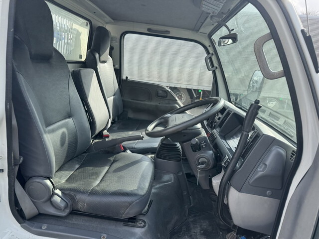 いすゞエルフダンプ小型（2t・3t）[写真05]