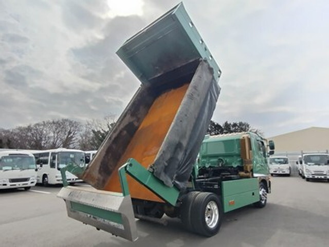 日野レンジャーダンプ増トン（6t・8t）[写真02]