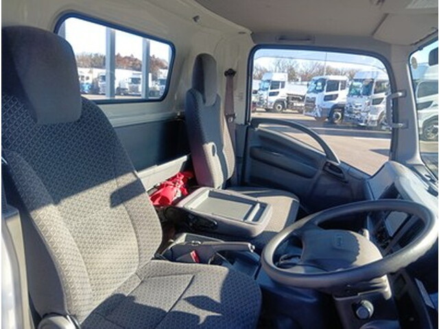 いすゞエルフ平ボディ小型（2t・3t）[写真20]