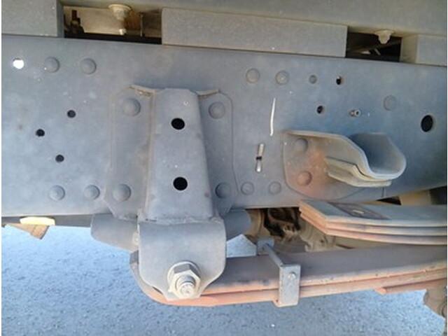 いすゞエルフ平ボディ小型（2t・3t）[写真08]