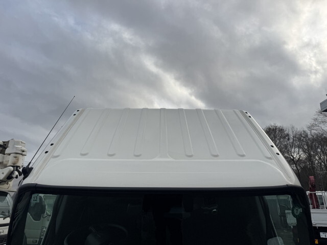 日野デュトロ平ボディ小型（2t・3t）[写真24]