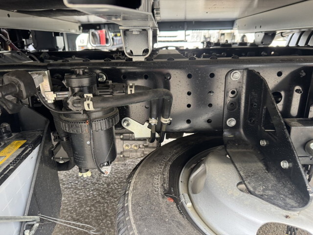 日野デュトロ平ボディ小型（2t・3t）[写真28]