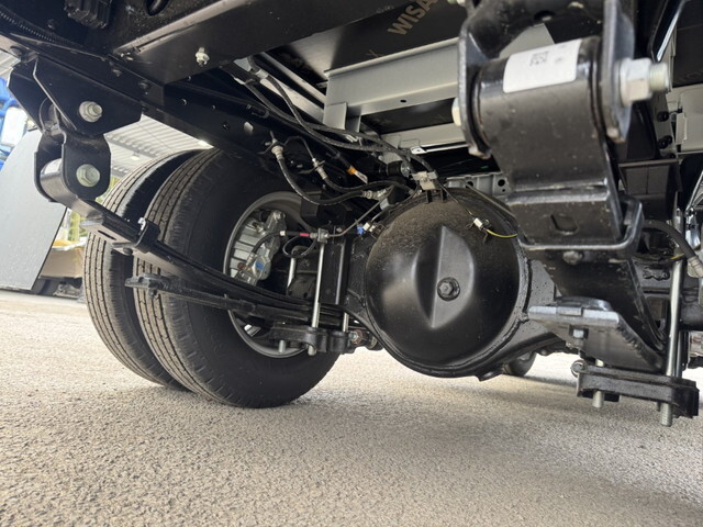 日野デュトロ平ボディ小型（2t・3t）[写真32]