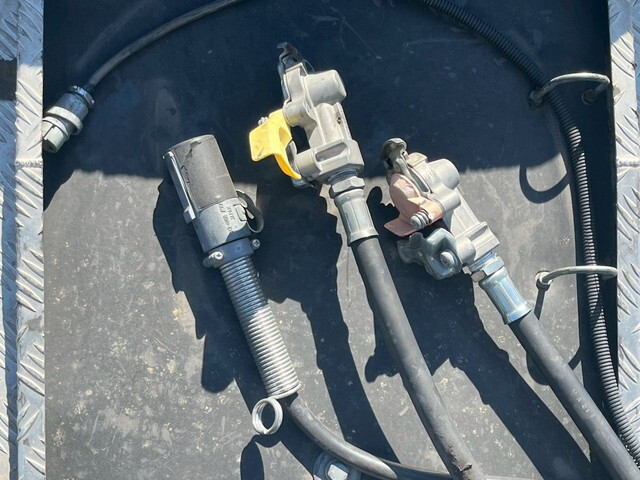 三菱ふそうスーパーグレートトレーラーヘッド（トラクターヘッド）大型（10t）[写真11]