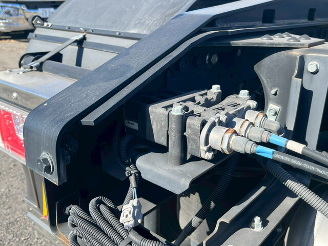 三菱ふそうスーパーグレートトレーラーヘッド（トラクターヘッド）大型（10t）[写真14]