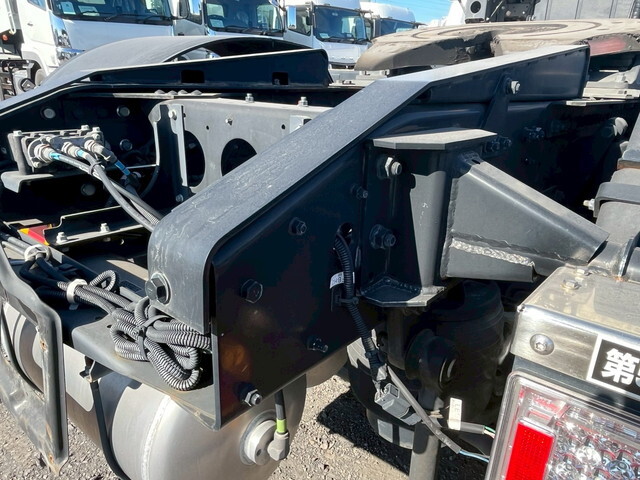 三菱ふそうスーパーグレートトレーラーヘッド（トラクターヘッド）大型（10t）[写真18]
