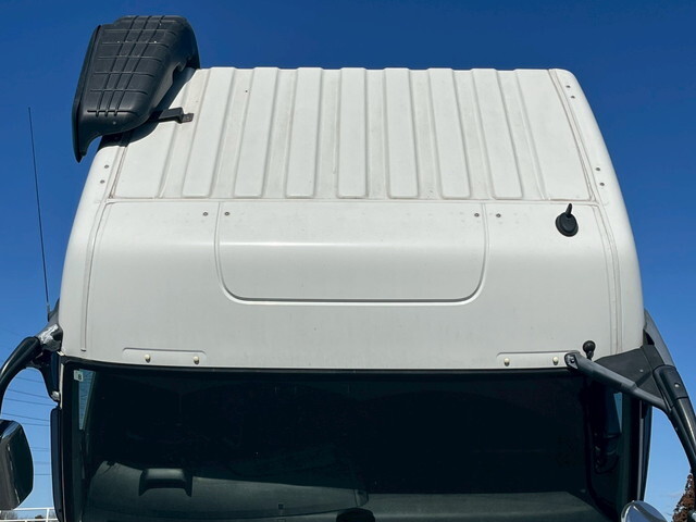 三菱ふそうスーパーグレートトレーラーヘッド（トラクターヘッド）大型（10t）[写真04]