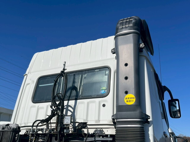 三菱ふそうスーパーグレートトレーラーヘッド（トラクターヘッド）大型（10t）[写真06]