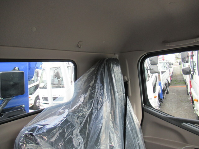 三菱ふそうキャンタークレーン4段小型（2t・3t）[写真31]