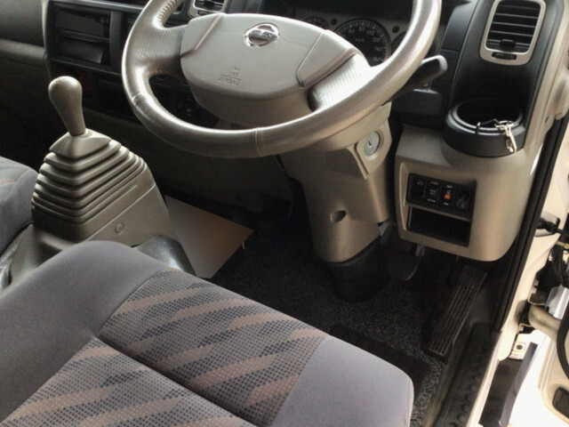 日産アトラス平ボディ小型（2t・3t）[写真21]