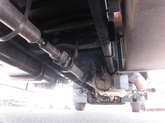 UDトラックスコンドルアルミブロック増トン（6t・8t）[写真11]