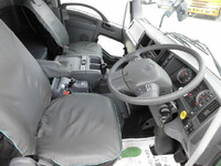 UDトラックスコンドルアルミブロック増トン（6t・8t）[写真17]