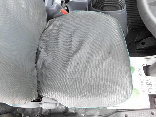 UDトラックスコンドルアルミブロック増トン（6t・8t）[写真21]