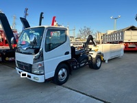 三菱ふそうキャンターコンテナ専用車小型（2t・3t）[写真16]