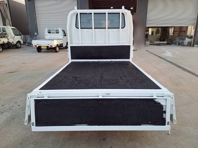 マツダタイタン平ボディ小型（2t・3t）[写真23]