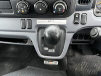 三菱ふそうキャンターアルミウイング小型（2t・3t）[写真13]