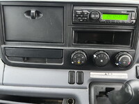 三菱ふそうキャンターアルミウイング小型（2t・3t）[写真15]