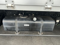 三菱ふそうキャンターアルミウイング小型（2t・3t）[写真24]