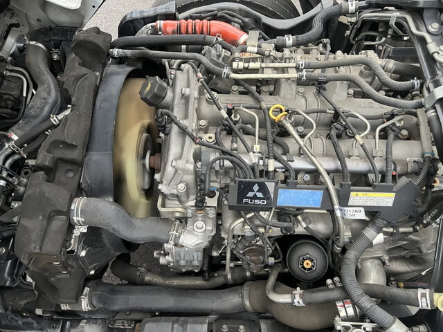 三菱ふそうキャンターアルミウイング小型（2t・3t）[写真33]