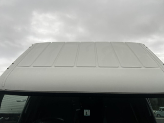 三菱ふそうキャンターアルミウイング小型（2t・3t）[写真34]