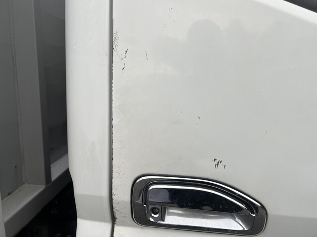 三菱ふそうキャンターアルミウイング小型（2t・3t）[写真39]