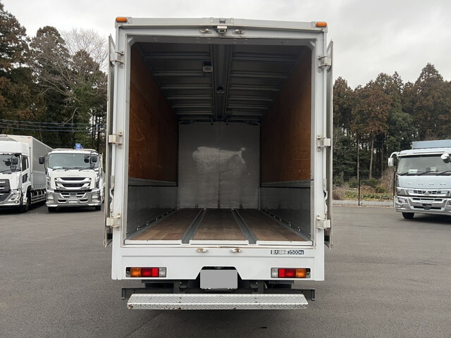 三菱ふそうキャンターアルミウイング小型（2t・3t）[写真07]