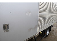 三菱ふそうキャンターアルミバン小型（2t・3t）[写真11]