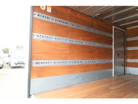 三菱ふそうキャンターアルミバン小型（2t・3t）[写真14]