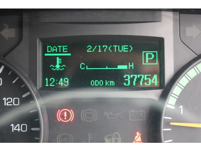 三菱ふそうキャンターアルミバン小型（2t・3t）[写真27]