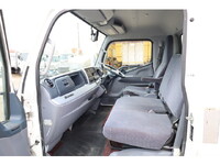 三菱ふそうキャンターアルミバン小型（2t・3t）[写真29]