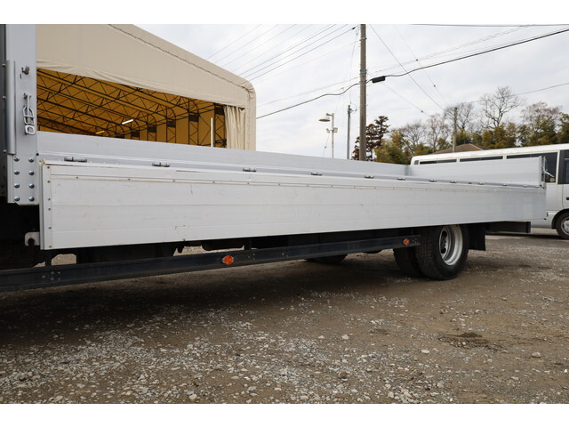 いすゞフォワードアルミブロック中型（4t）[写真13]