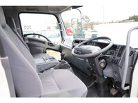 いすゞフォワードアルミブロック中型（4t）[写真24]