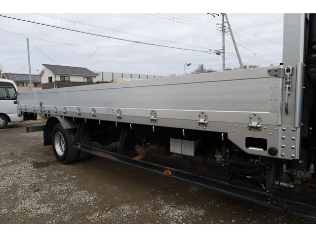 いすゞフォワードアルミブロック中型（4t）[写真08]