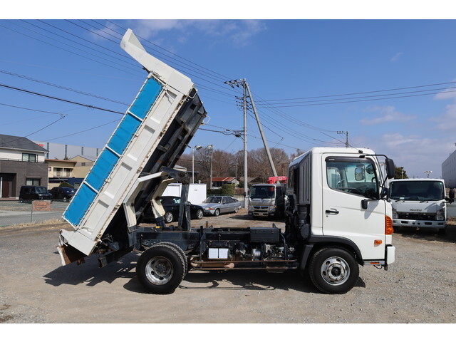 日野レンジャーダンプ中型（4t）[写真10]