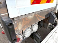 いすゞフォワード冷凍車（冷蔵車）増トン（6t・8t）[写真22]