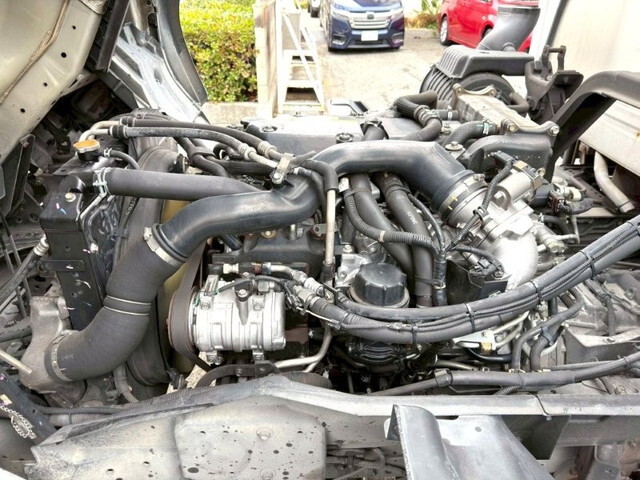 いすゞフォワード冷凍車（冷蔵車）増トン（6t・8t）[写真23]