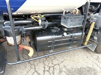 日野デュトロバキュームカー小型（2t・3t）[写真16]