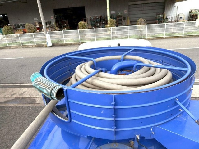 日野デュトロバキュームカー小型（2t・3t）[写真08]